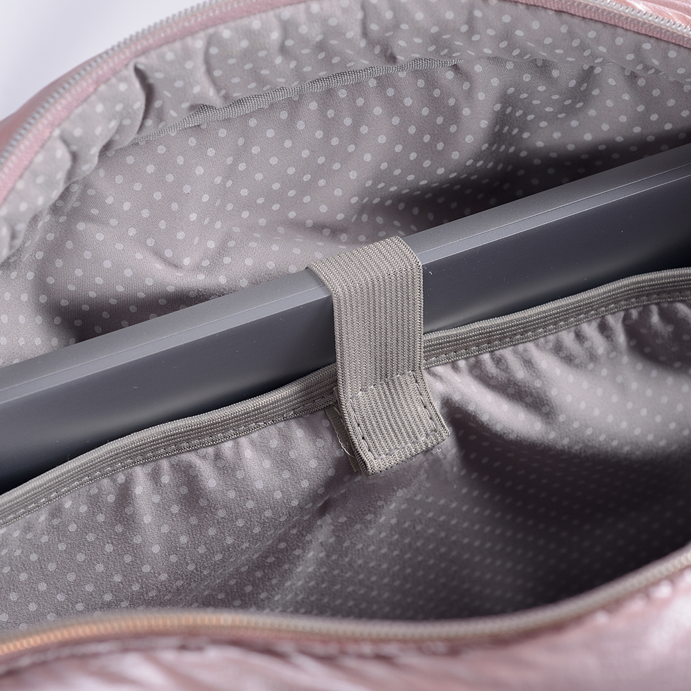 lámh scamall bog mála láimhe puffy stíl nua le strap bagáiste agus urrann ríomhaire glúine